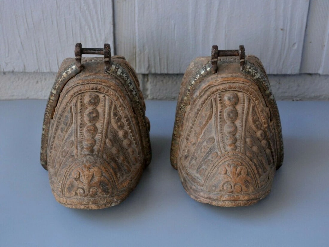 ANTIQUE 19TH C. CHILEAN HUASO HORSE ESTRIBOS STIRRUPS - CARVED WOOD SILVER INLAY (1 of 2)