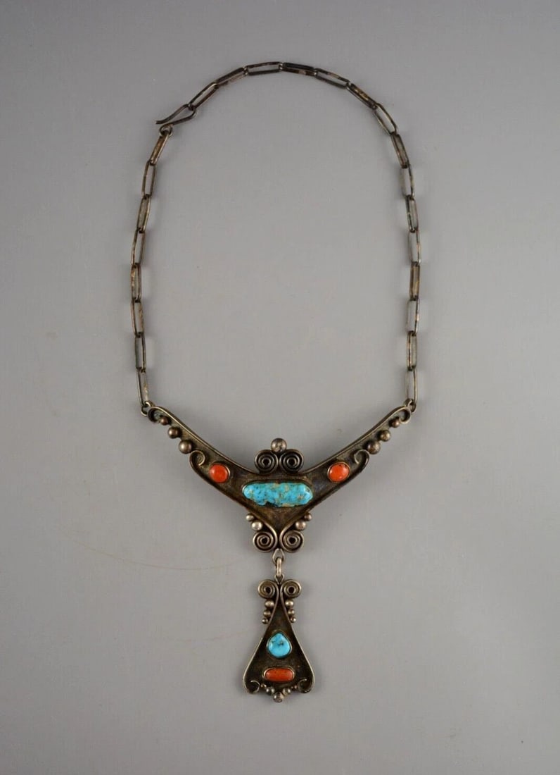 OLD PAWN JAMES LITTLE -NAVAJO SILVER NECKLACE - TURQUOISE CORAL 16.5": OLD PAWN JAMES LITTLE -NAVAJO SILVER NECKLACE - TURQUOISE CORAL 16.5" Item Description: This unique sterling silver necklace has been beautifully designed and crafted by Navajo silversmith James Littl