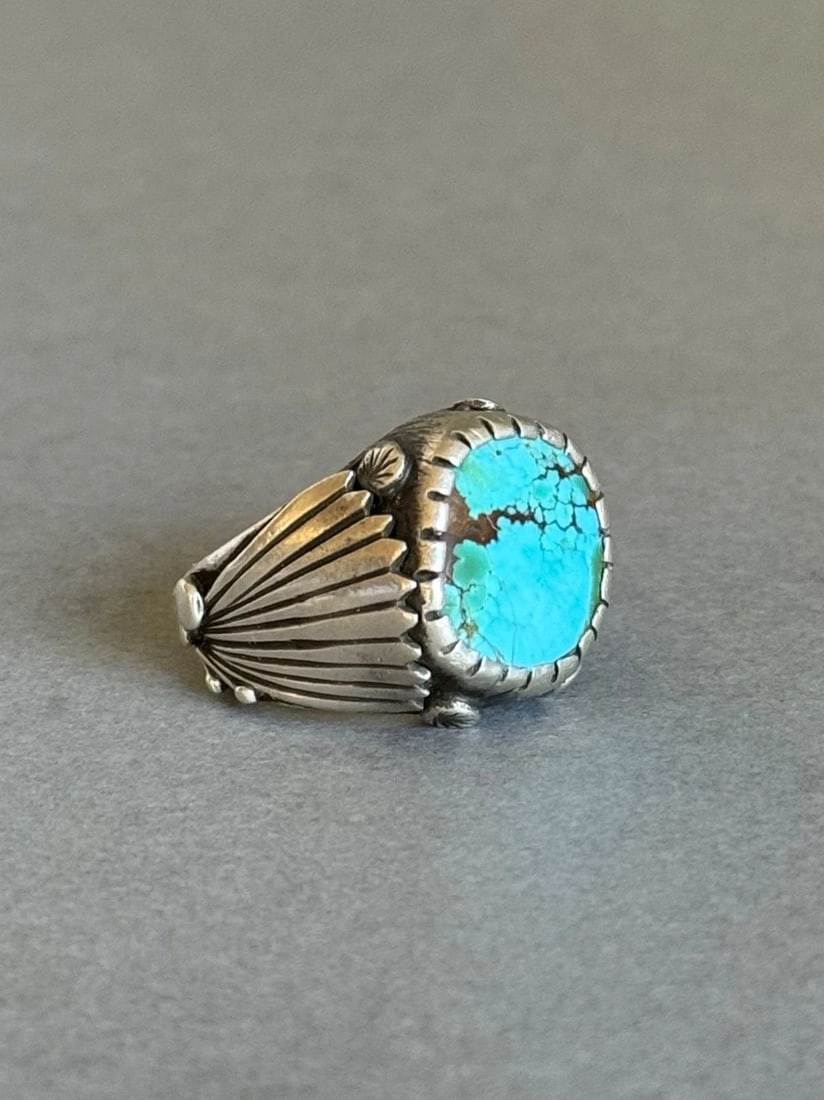 VINTAGE SIGNED BOYD TSOSIE STERLING SILVER WITH TURCUOISE RING. SZ 7 3/4: VINTAGE SIGNED BOYD TSOSIE STERLING SILVER WITH TURCUOISE RING. SZ 7 3/4 Vintage Signed Boyd Tsosie Sterling Silver with Turcuoise Ring. Sz 7 3/4 3/4” Tall Boyd Tsosie is a famousNavajo jeweler,