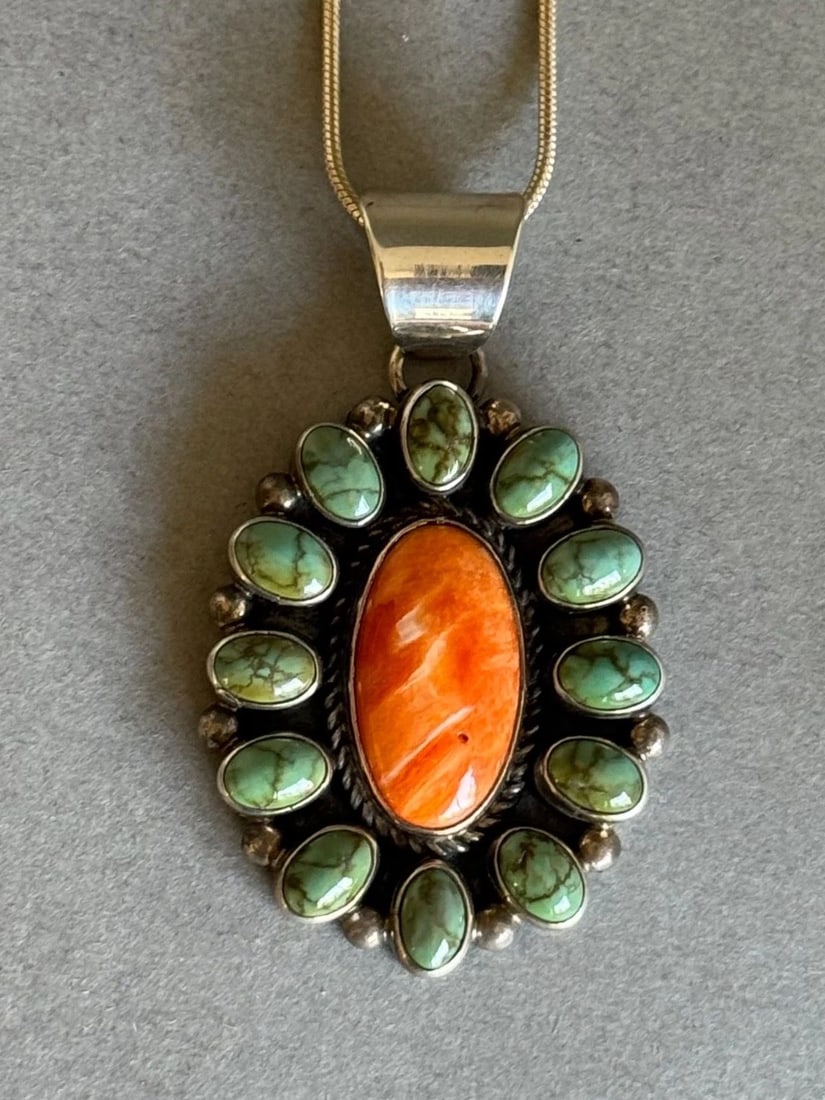 NAVAJO STERLING SILVER TURQUOISE AND SPINY OYSTER PENDANT W CHAIN ALBERT DAWES: NAVAJO STERLING SILVER TURQUOISE AND SPINY OYSTER PENDANT W CHAIN ALBERT DAWES Unused Navajo Sterling Silver Turquoise and Spiny Oyster Pendant with Sterling Silver Chain. Handmade by Albert Dawes ..1