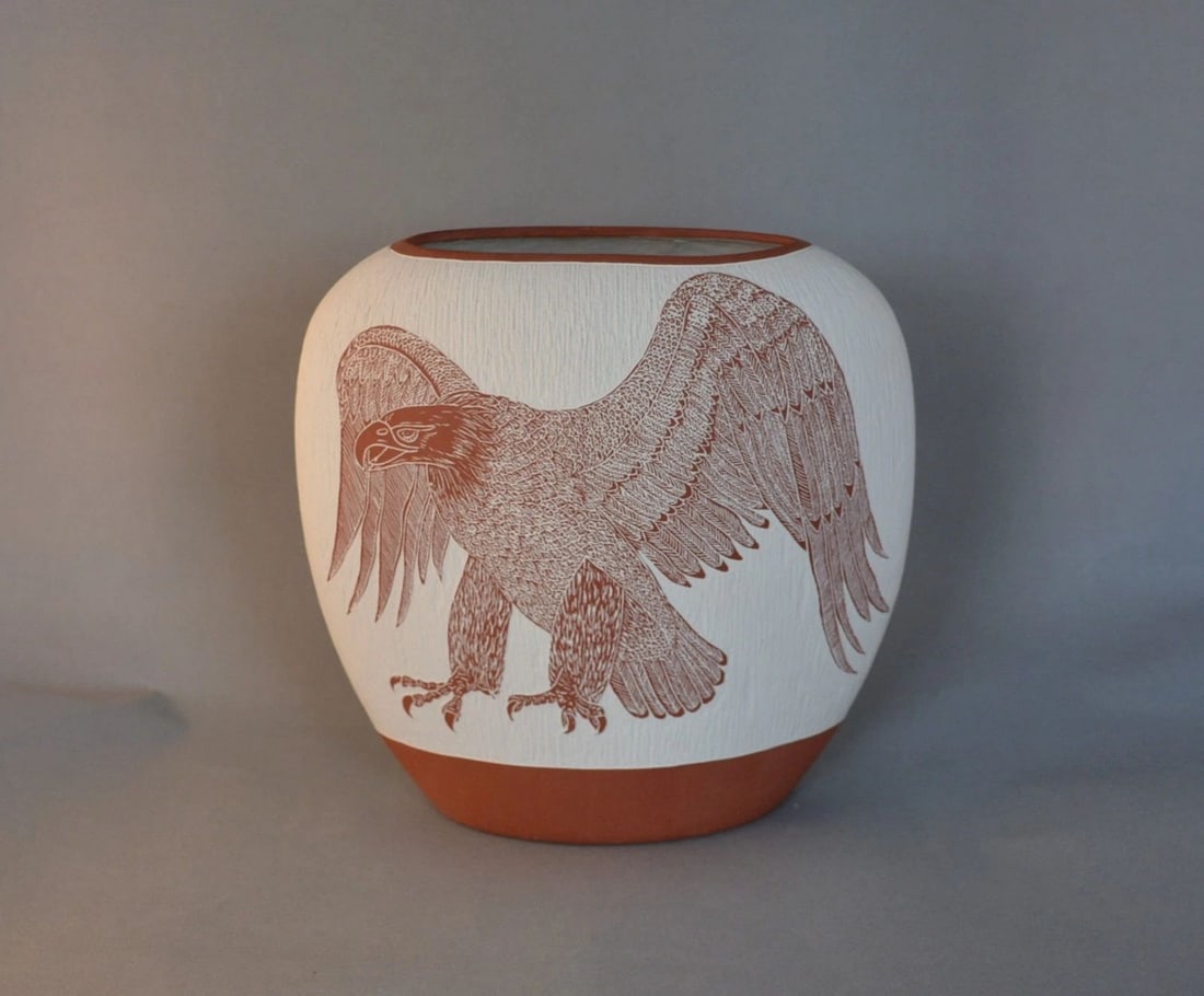 VERNON BERT JOJOLA - ISLETA PUEBLO HANDCRAFTED ETCHED POT - EAGLE, SUN FACE - 8" (1 of 2)