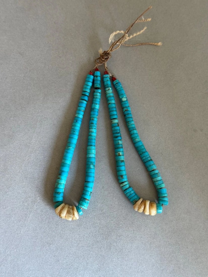OLD PAWN NAVAJO-PUEBLO TURQUOISE AND SHELL JACLA’S: OLD PAWN NAVAJO-PUEBLO TURQUOISE AND SHELL JACLA’S Old Pawn Navajo Turquoise and Shell Jacla’s 4 1/2" Long