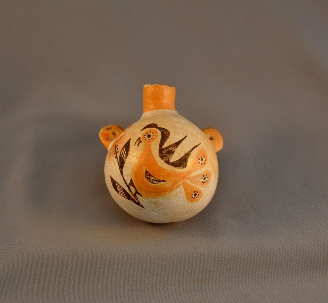 RARE OLD ACOMA PUEBLO PARROT CANTEEN POT - (1 of 1)