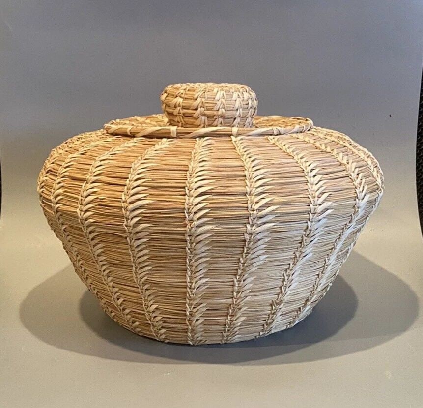 HUGE TOHONO O'ODHAM PAPAGO SPLIT STITCH BASKET WITH LID - MOLLY ANTONE 15" (1 of 2)