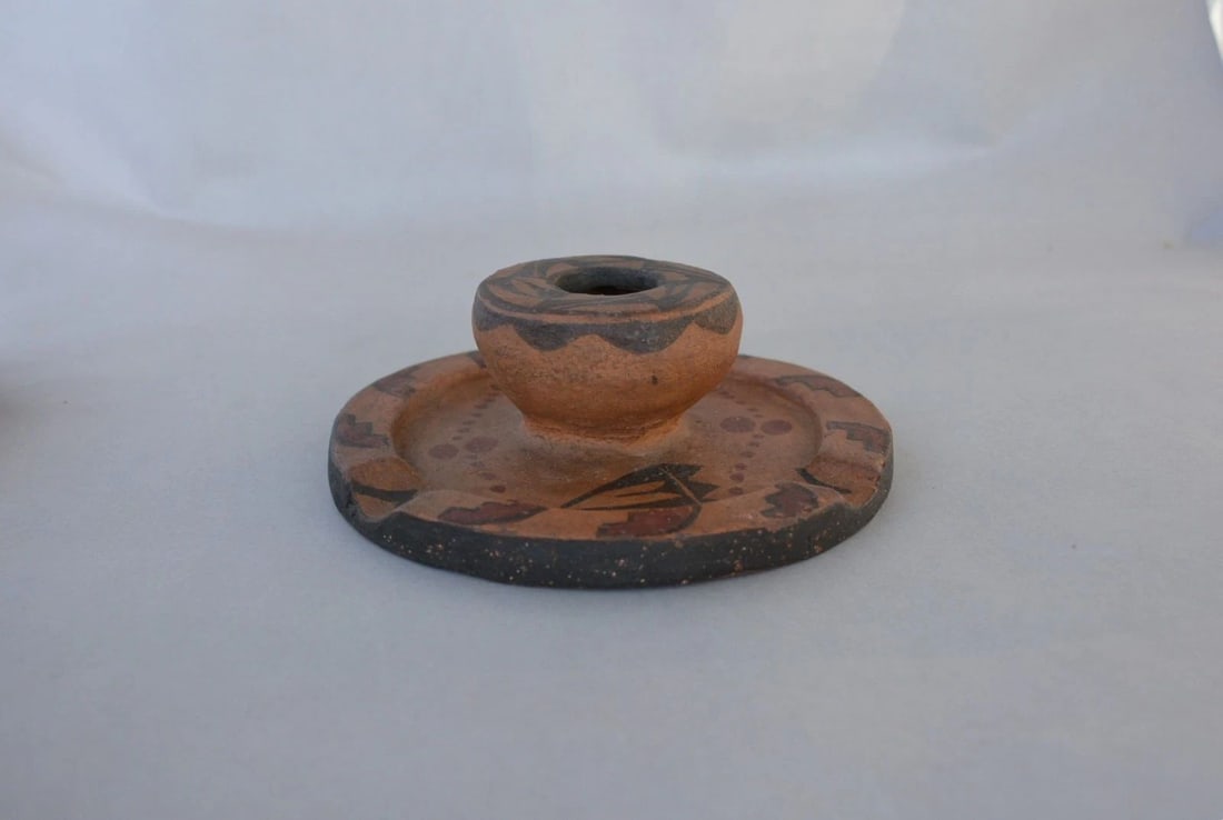 OLD ZIA PUEBLO POT - BEAUTIFULLY HAND PAINTED - 5 1/2" ACROSS - 2" TALL (1 of 2)