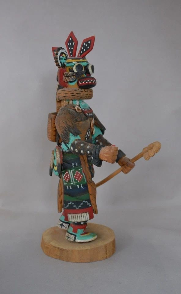 VINTAGE HOPI KACHINA - ALBERT SILAS - 13" TALL - SIGNED: VINTAGE HOPI KACHINA - ALBERT SILAS - 13" TALL - SIGNED This vintage kachina has been beautifully carved of cottonwood by Hopi artist Albert Silas. It shows a lot of intricate details and is in great 