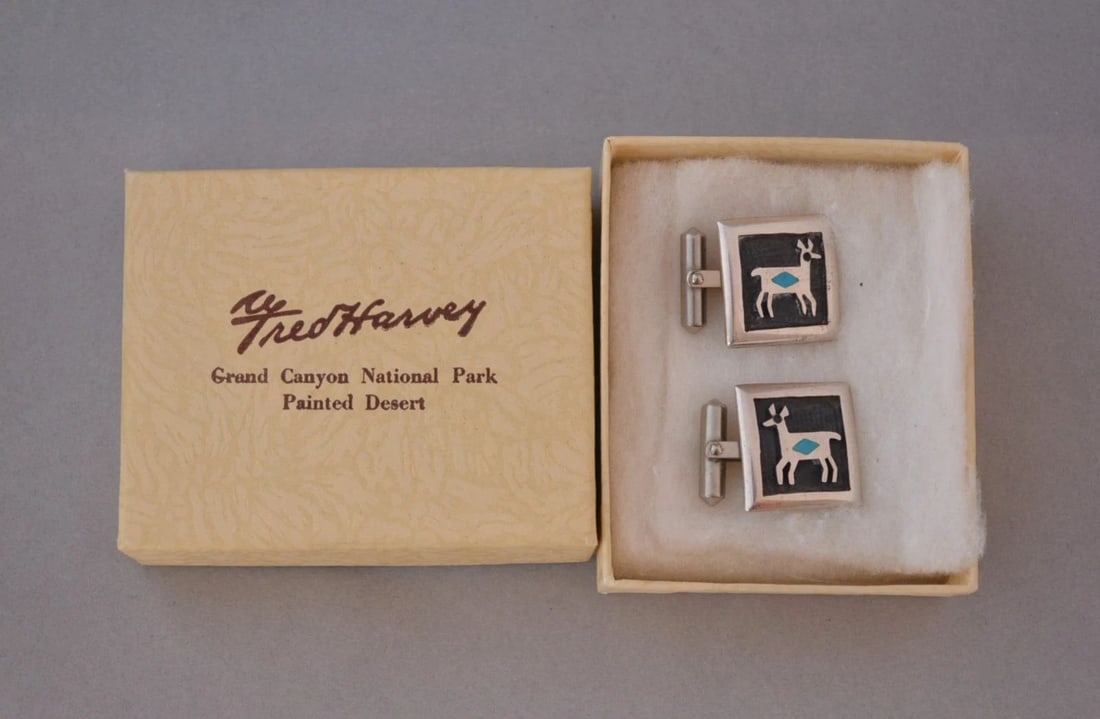 VTG FRED HARVEY HOPI SILVER CUFFLINKS - DEER W. TURQUOISE - IN ORIGINAL BOX: VTG FRED HARVEY HOPI SILVER CUFFLINKS - DEER W. TURQUOISE - IN ORIGINAL BOX This pair of vintage Hopi sterling silver cufflinks come with their original Fred Harvey box. The front of the cufflink is 3