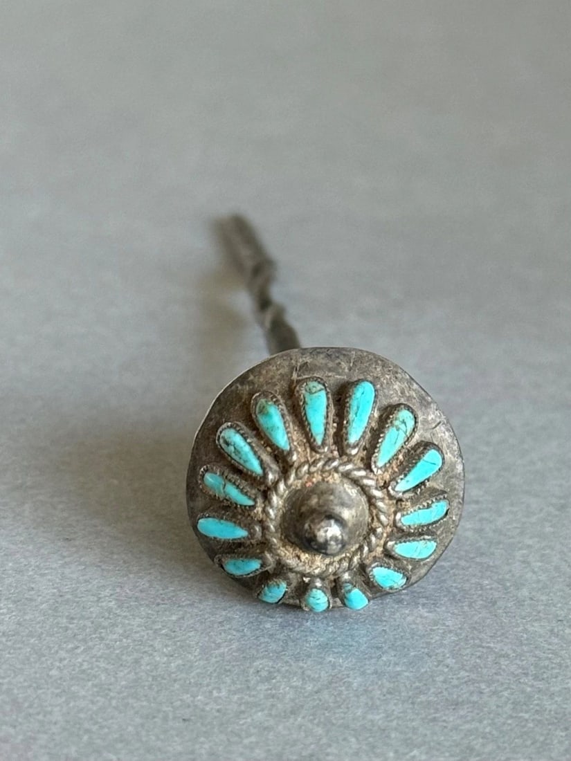 RARE OLD PAWN ZUNI STERLING SILVER PETIT POINT TURQUOISE HAIR PIN STICK - 4.25": RARE OLD PAWN ZUNI STERLING SILVER PETIT POINT TURQUOISE HAIR PIN STICK - 4.25" Old Pawn Zuni Sterling Silver and Turquoise Hair Pin. 4 1/4” Long - 7/8" Wide One side has some dents.