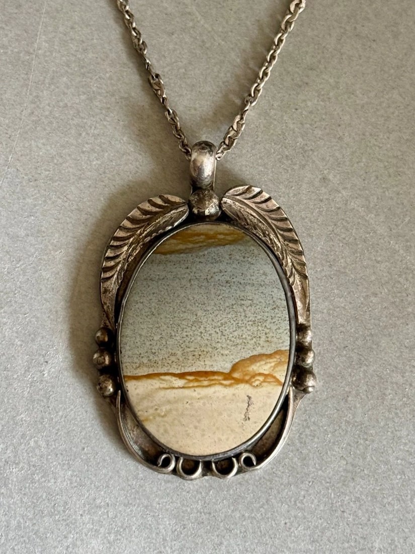 OLD PAWN NAVAJO STERLING SILVER PICTURE JASPER PENDANT SIGNED LEE STERLING CHAIN: OLD PAWN NAVAJO STERLING SILVER PICTURE JASPER PENDANT SIGNED LEE STERLING CHAIN Old Pawn Navajo Sterling Silver with Picture Jasper Pendant Signed Lee on Sterling Silver Chain 2 1/4" Tall x 1 7/8" Wi