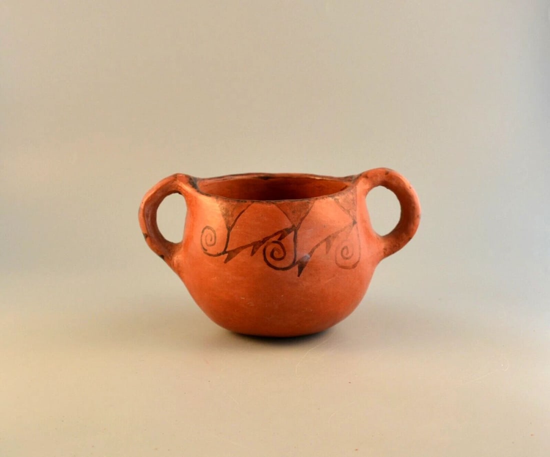 OLD VINTAGE MARICOPA INDIAN TRADITIONAL POT - DOUBLE HANDLED BOWL - 1940S 8" (1 of 1)