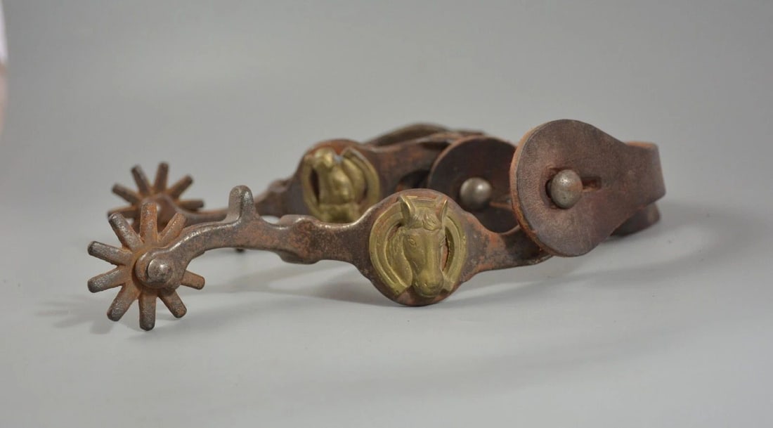 RARE VINTAGE WESTERN COWBOY SPURS - HORSE HEAD MEDALLIONS - JAPAN (1 of 1)