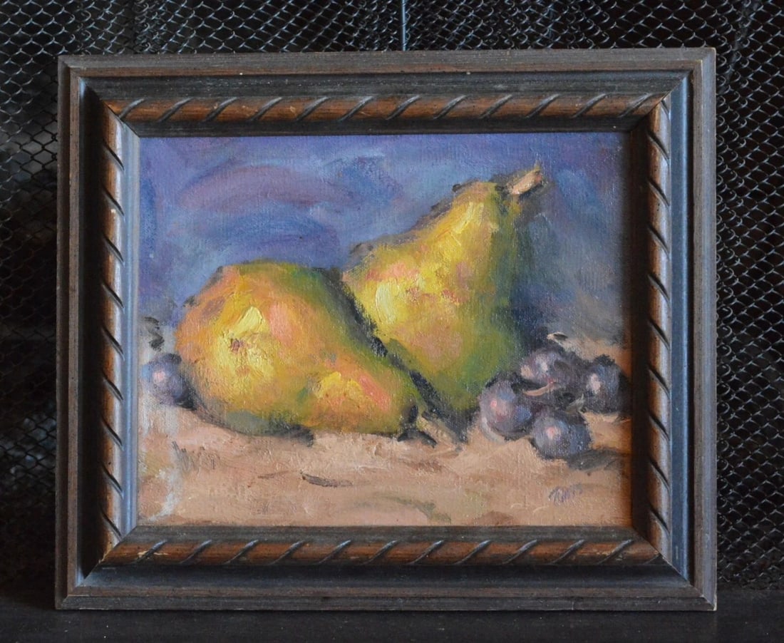 SMALL STILL LIFE IMPRESSIONIST OIL PAINTING - TWO PEARS WITH GRAPES - TUNIS?: SMALL STILL LIFE IMPRESSIONIST OIL PAINTING - TWO PEARS WITH GRAPES - TUNIS? This small impressionist still life oil painting shows 2 pears with a cluster of grapes. It is oil on canvas. It has been s