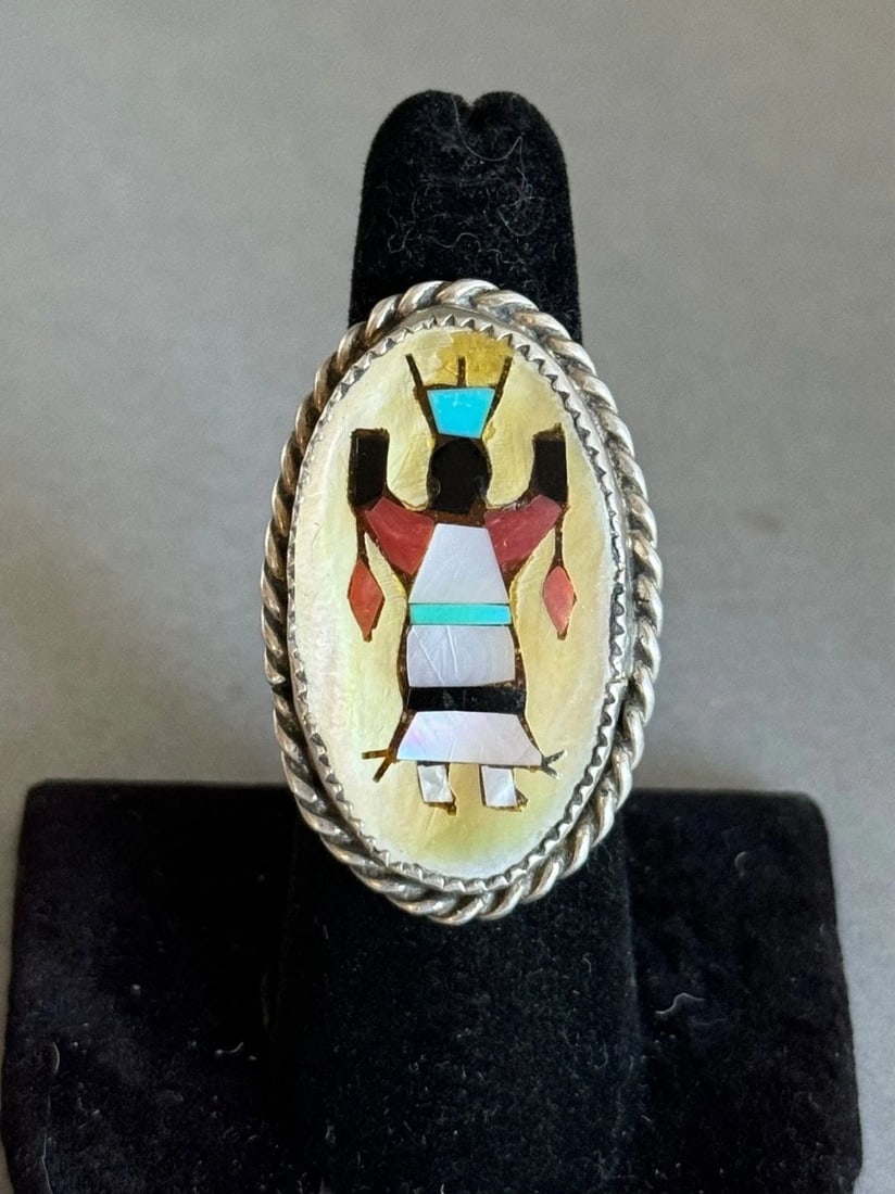 VINTAGE NAVAJO STERLING SILVER INLAID DANCER RING. R H BEGAY SIZE 6 1/2 (1 of 1)