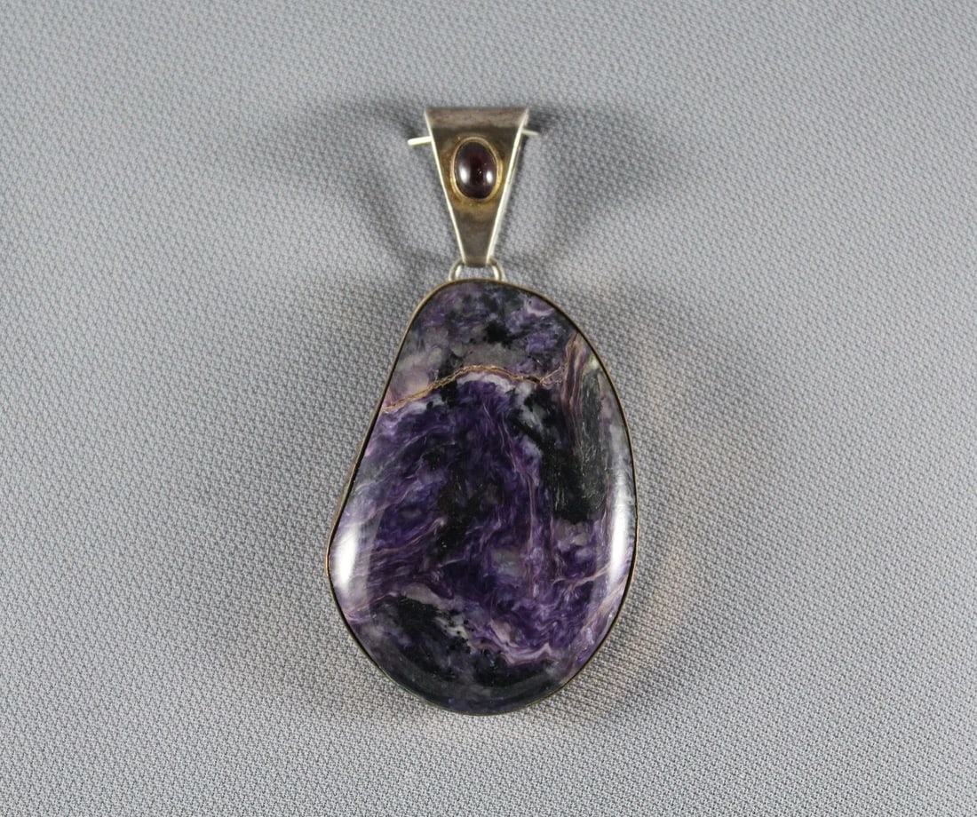 RAY BENNETT NAVAJO STONE PENDANT 2 3/4 TALL (1 of 1)