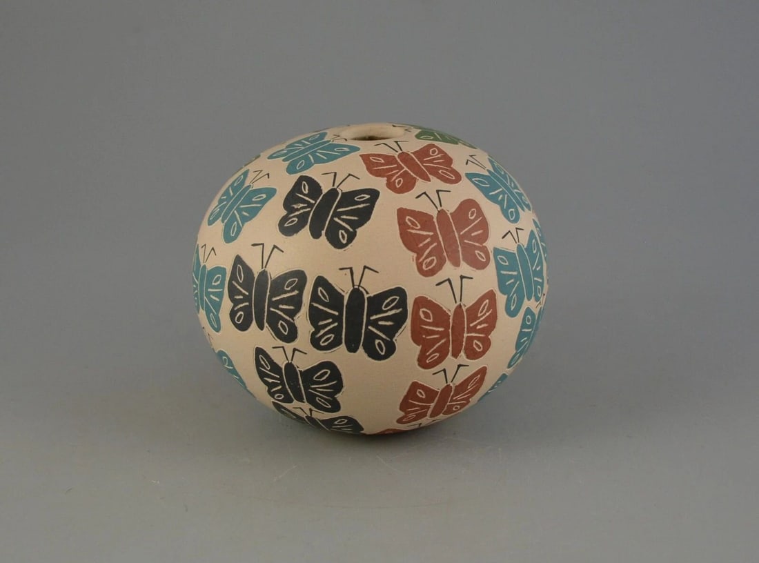 MATA ORTIZ SPHERICAL POT - COLORFUL BUTTERFLIES - ETCHED & HAND PAINTED (1 of 1)