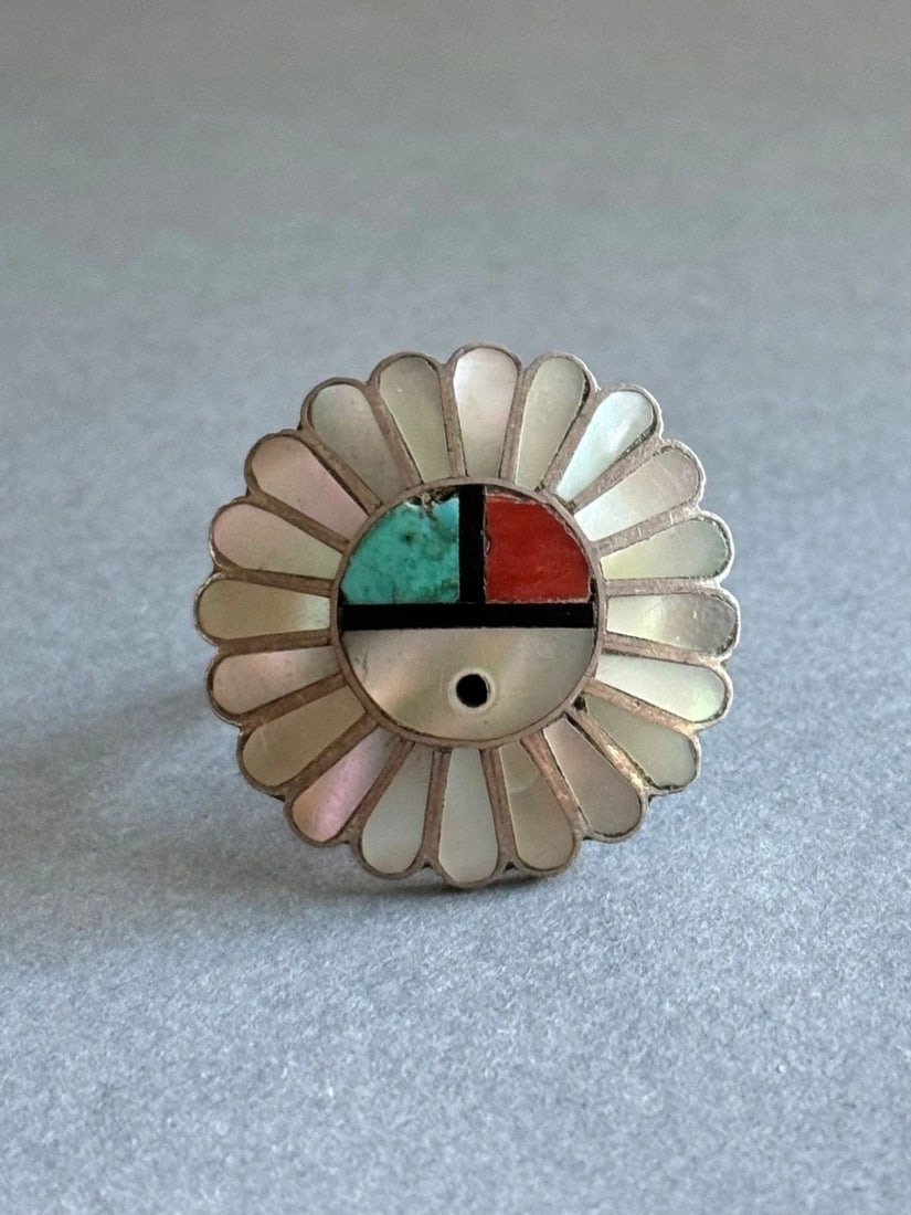 VINTAGE ZUNI STERLING SILVER INLAID SUN FACE RING. SIZE 5 3/4 (1 of 1)