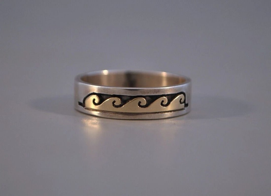 NAVAJO SOLID 14KT GOLD OVERLAY ON STERLING SILVER.. RING SIZE 13 S.SKEETS (1 of 2)