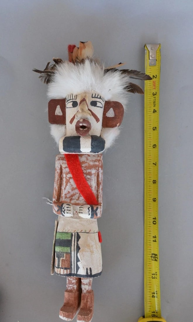 VINTAGE HOPI KACHINA - 12 1/2" TALL: VINTAGE HOPI KACHINA - 12 1/2" TALL Item Description: This vintage Hopi kachina is 12 1/2" tall not including the feathers at the top of the head.