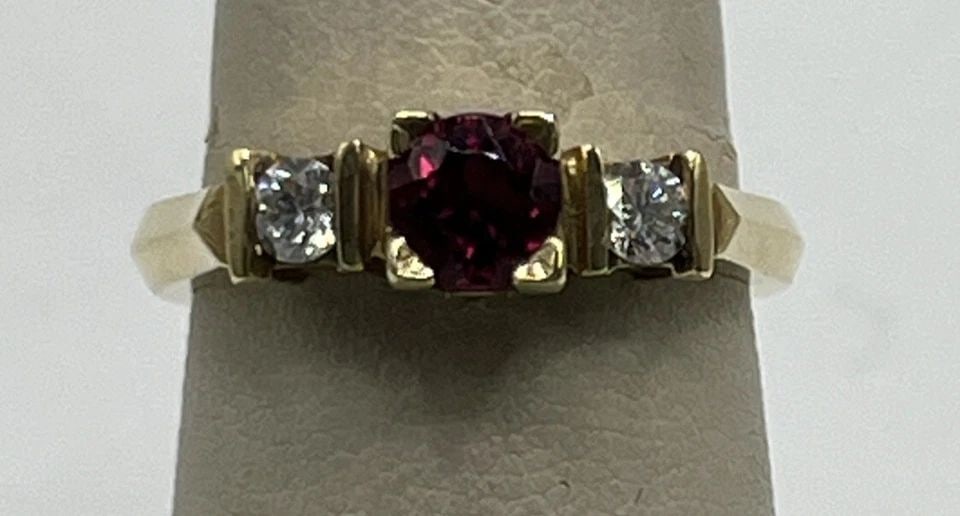 14KT YELLOW GOLD, DIAMOND & RUBY RING SIZE 6.75 (1 of 1)