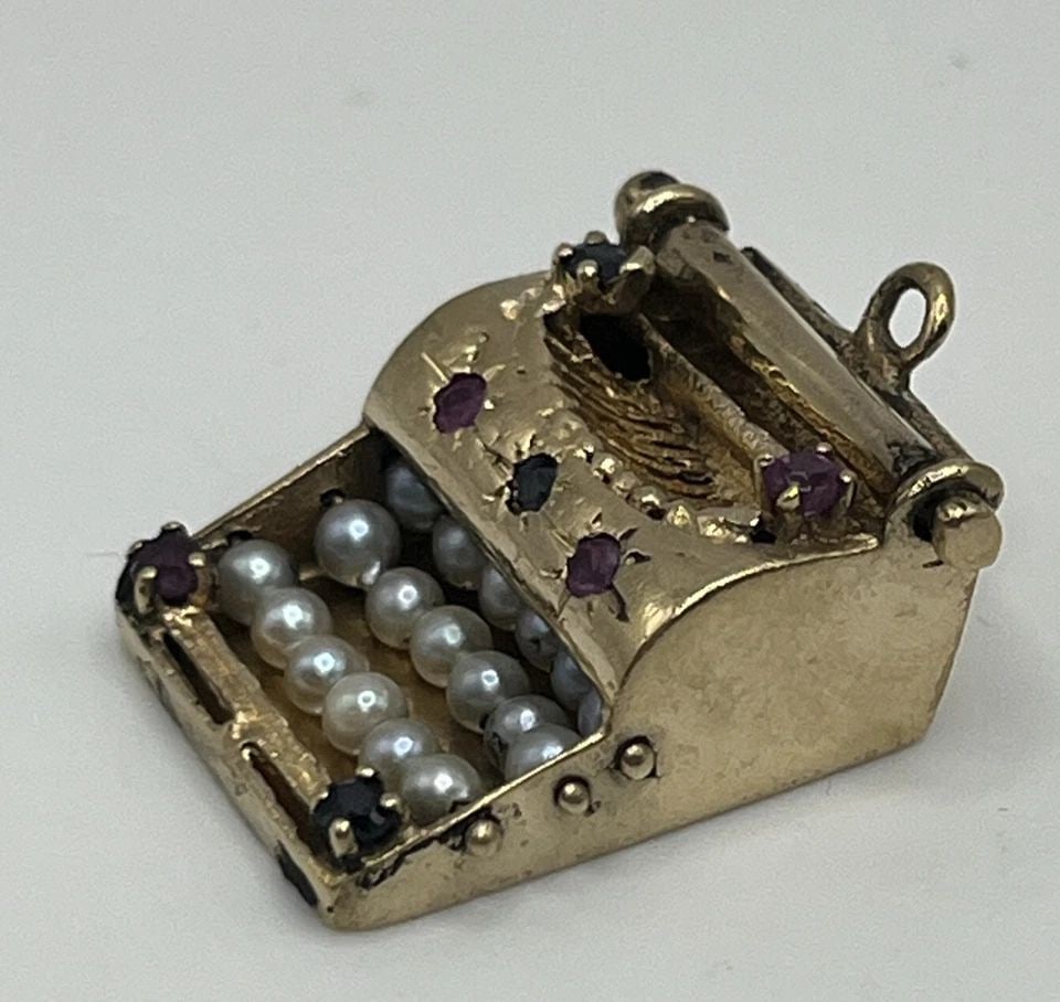 VINTAGE 14K YG WITH JEWELS & PEARLS, I LOVE YOU TYPEWRITER CHARM: VINTAGE 14K YG WITH JEWELS & PEARLS, I LOVE YOU TYPEWRITER CHARM VINTAGE 14K YG WITH JEWELS & PEARLS, I LOVE YOU TYPEWRITER CHARM This vintage 14K yellow gold typewriter charm is a stunning piece of f