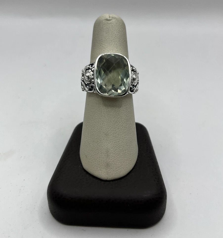 STERLING SILVER RING WITH LIGHT GREEN STONE (1 of 1)