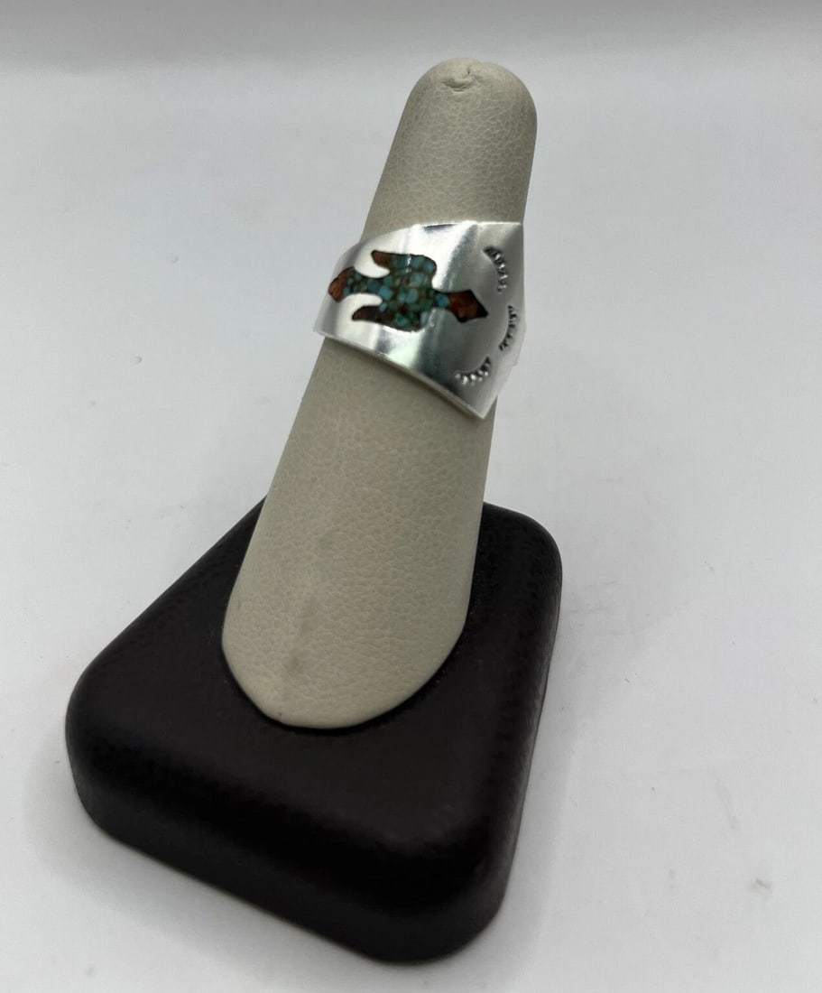 STERLING SILVER AND CORAL SIZE 7.75 RING: STERLING SILVER AND CORAL SIZE 7.75 RING STERLING SILVER AND CORAL SIZE 7.75 RING Turquoise and Coral Sterling Silver RingSize 7.75Weighs approximately 5.8 g