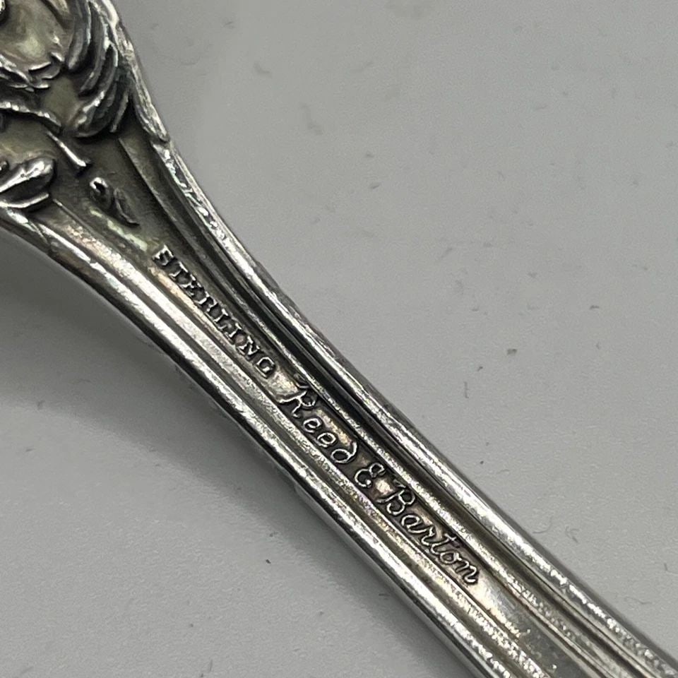 BURGUNDY BY REED AND BARTON COLD MEAT FORK: BURGUNDY BY REED AND BARTON COLD MEAT FORK BURGUNDY BY REED AND BARTON COLD MEAT FORK This exquisite fork from the Burgundy collection by Reed & Barton is a must-have for any silverware enthusiast. Cr