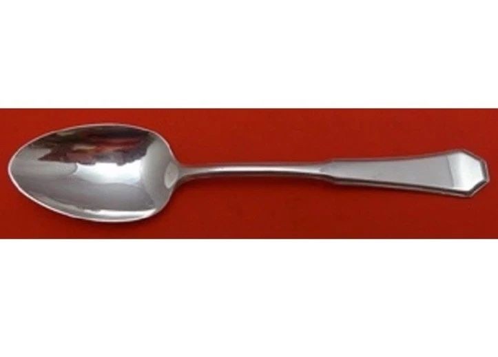 AMERICAN FEDERAL BY REED AND BARTON STERLING SILVER SPOON 7 & 7/8": AMERICAN FEDERAL BY REED AND BARTON STERLING SILVER SPOON 7 & 7/8" The American Federal by Reed and Barton Sterling Silver Spoon is a beautiful antique piece of flatware. Made by the renowned maker Re