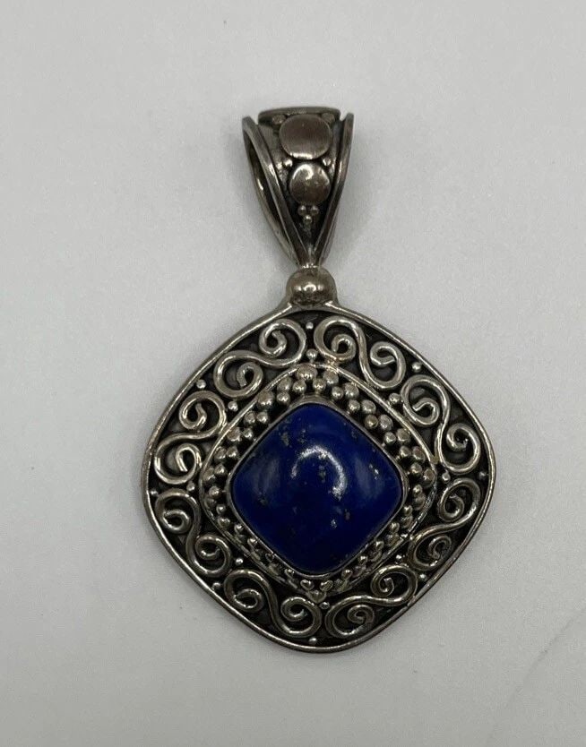 BA SUARTI DESIGNER SIGNED STERLING SILVER 925 BLUE LAPIS STATEMENT PENDANT: BA SUARTI DESIGNER SIGNED STERLING SILVER 925 BLUE LAPIS STATEMENT PENDANT BA SUARTI DESIGNER SIGNED STERLING SILVER 925 BLUE LAPIS STATEMENT PENDANT This stunning pendant is a one-of-a-kind beauty th
