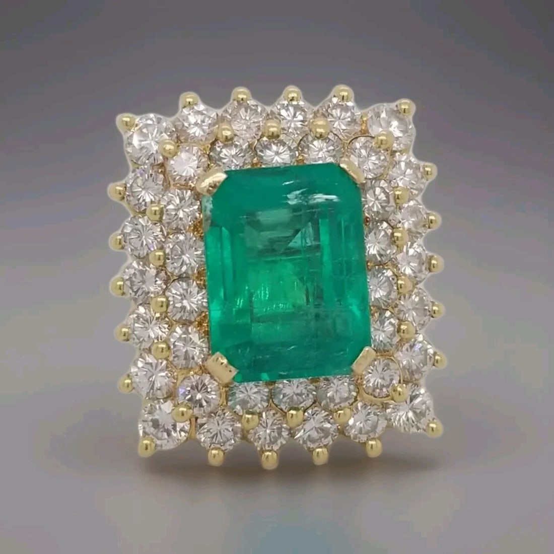18K Yellow Gold Engagement Ring 14.58CT. Natural Green Colombia Emerald AGL Cert: 18K YELLOW GOLD ENGAGEMENT RING 14.58CT. NATURAL GREEN COLOMBIA EMERALD AGL CERT GORGEOUS 18K yellow gold emerald ring center GEM EMERALD COLOMBIA BERYL EMERALD weight 9.58ct. size 14x10.6mm AGL certi