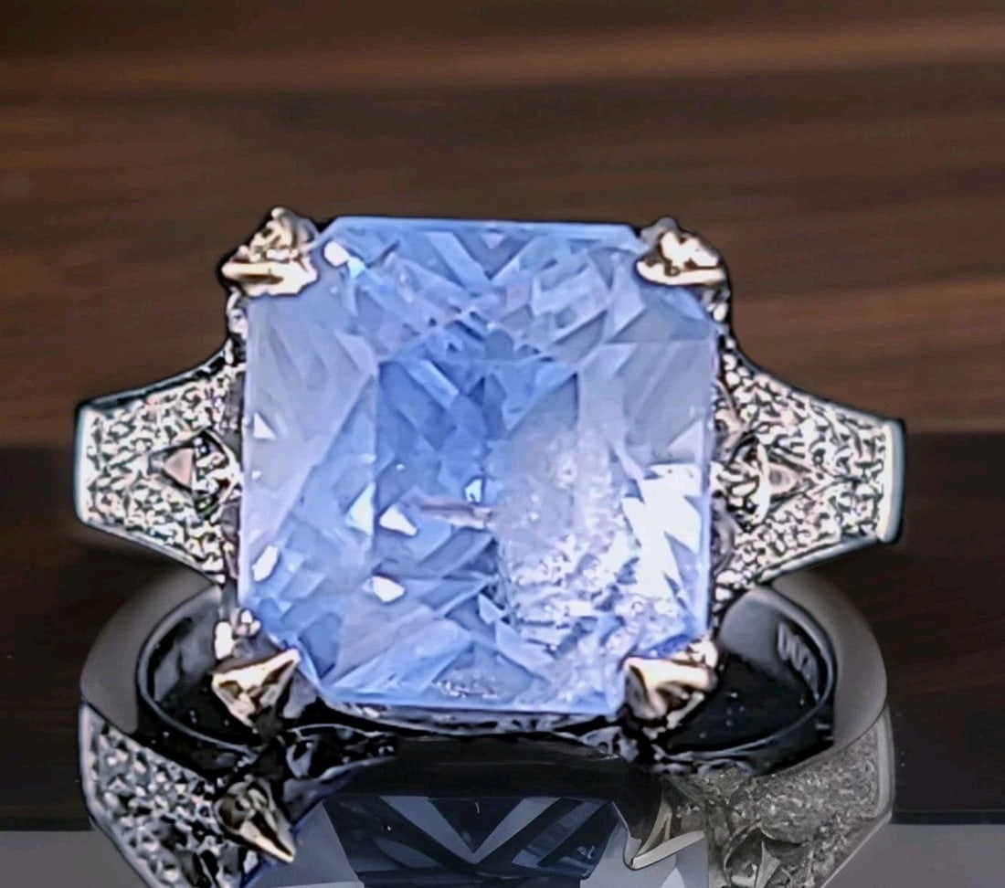 18k White Gold Engagement Ring 7.88ct Natural Blue Sapphire Radiant Cut GIA Cert: 18K WHITE GOLD ENGAGEMENT RING 7.88CT NATURAL BLUE SAPPHIRE RADIANT CUT GIA CERT Gorgeous Vintage 18K White Gold Natural Blue Sapphire Ring Stunning vintage engagement ring set in solid 18K white gold