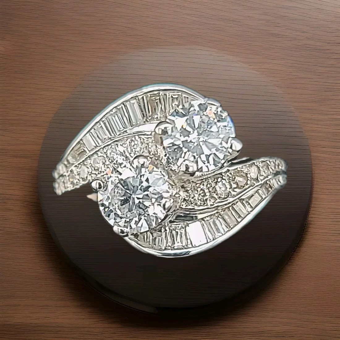 1.58ct. Platinum Vintage natural round cut Diamond engagement ring circ 1940's: Gorgeous Vintage Diamond Platinum ring circ 1940's center set natural round cut weight 0.78ct size 5.7mm the second round diamond cut weight 0.80ct size 5.7mm Both center Diamonds SI2-G color bright c
