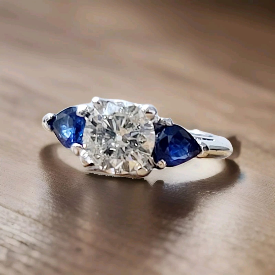 Platinum Vintage Engagement Ring 1.18ct.Natural Old Euro Cut Round Diamond: PLATINUM VINTAGE ENGAGEMENT RING 1.18CT.NATURAL OLD EURO CUT ROUND DIAMOND This vintage engagement ring is a stunning piece made of platinum and features a 1.18 carat natural old Euro cut round diamon