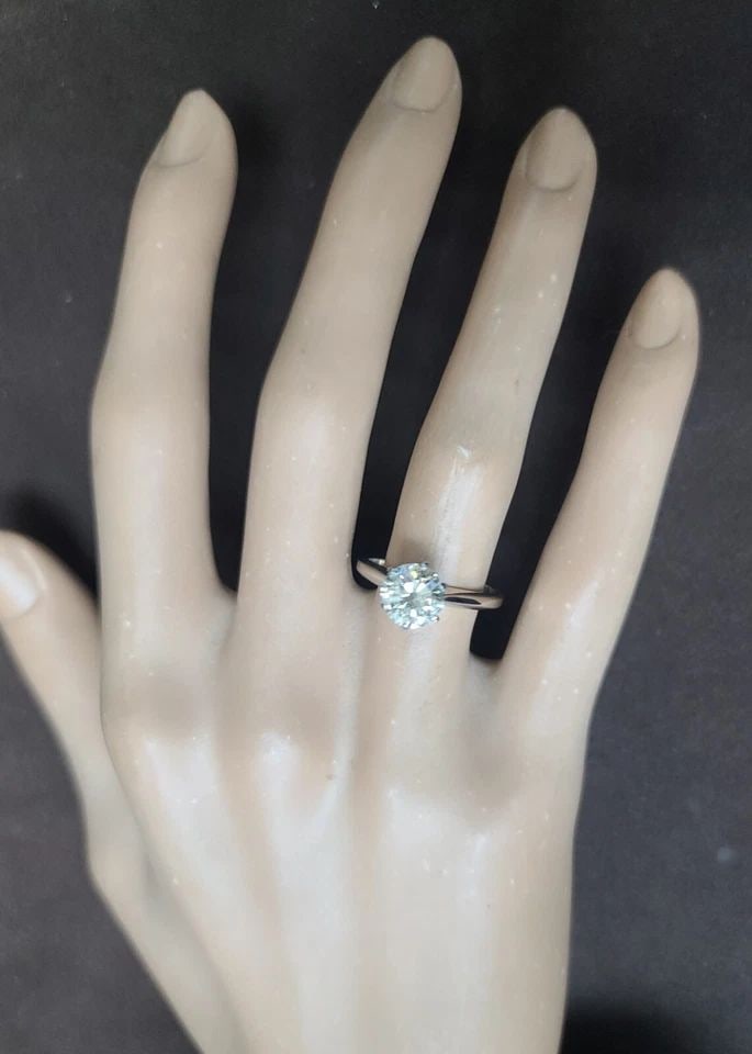 1.45ct. Platinum Vintage Engagement Ring Natural Euro Old cut Diamond Circ 1930': 1.45CT. PLATINUM VINTAGE ENGAGEMENT RING NATURAL EURO OLD CUT DIAMOND J-I1 This stunning vintage engagement ring is a true treasure for any jewelry lover. Crafted from platinum, the ring features a na