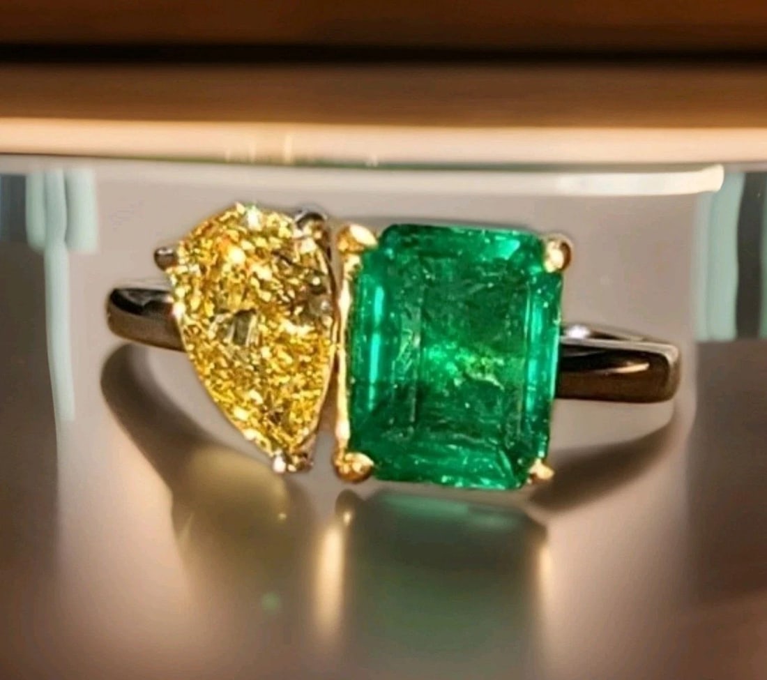 14k White Gold Ring 2.55ct. Natural Green Emerald Yellow Pear Shape Diamond (1 of 1)
