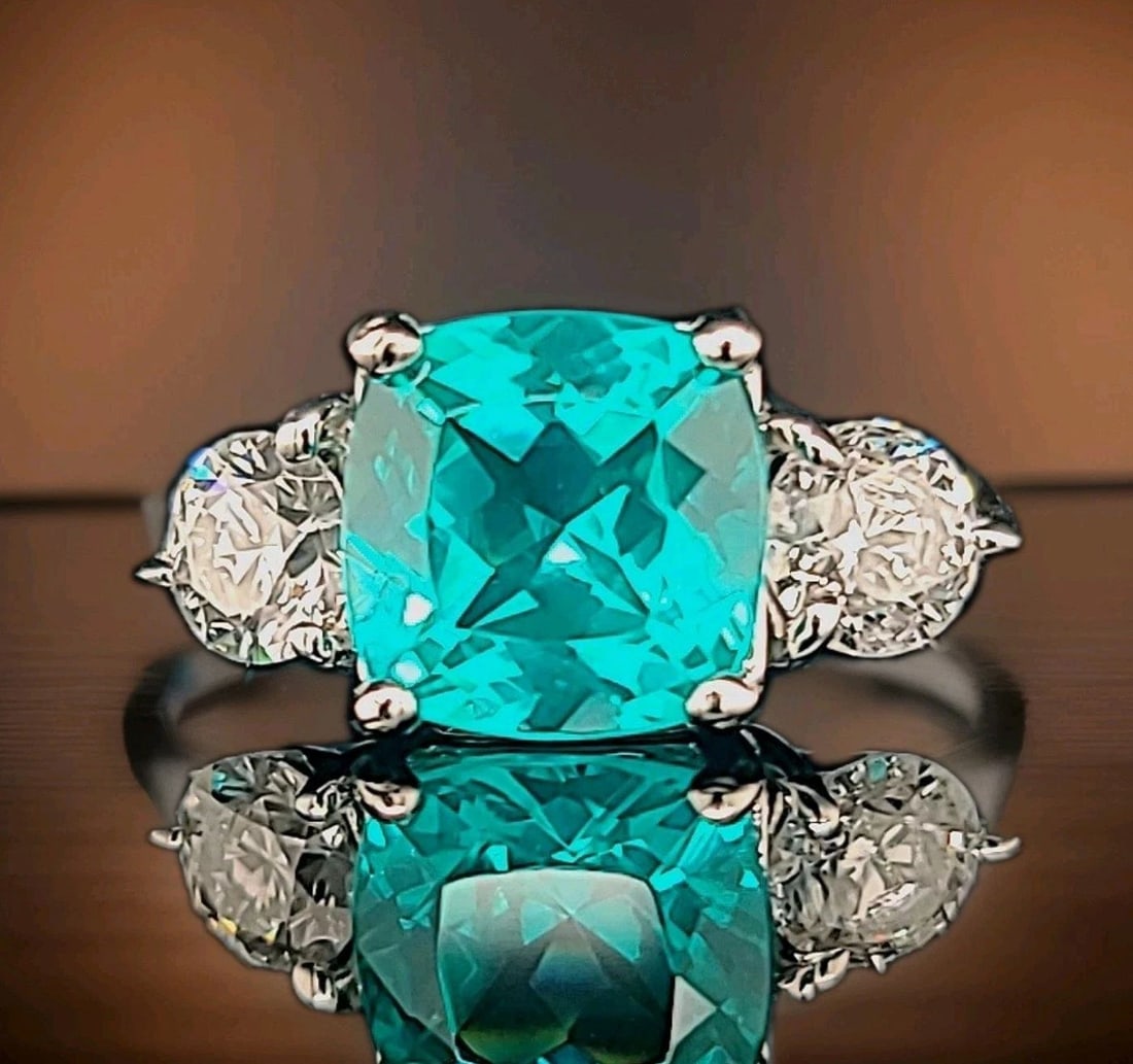 Vintage 14k white gold engagement ring 4.75CT.lab Grown blue tourmaline cushion: VINTAGE 14K WHITE GOLD ENGAGEMENT RING 4.75CT.CARIBBEAN BLUE TOURMALINE CUSHION GORGEOUS vintage 14k white gold engagement ring gem Caribbean blue tourmaline cushion shape Center treated diffused blue