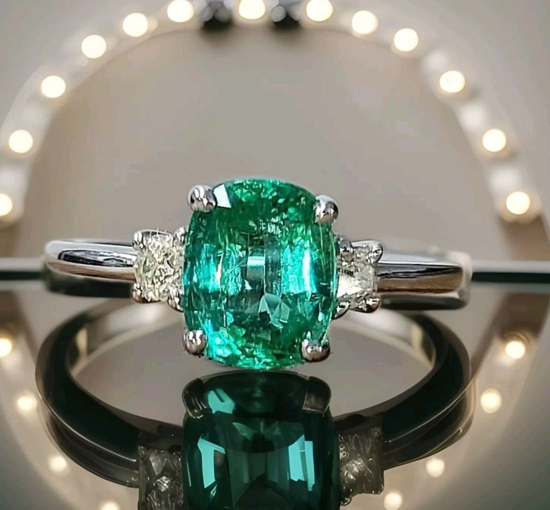 Vintage 14K White Gold Engagement Ring 1.75CT. Natural Green Emerald Cushion Cut: VINTAGE 14K WHITE GOLD ENGAGEMENT RING 1.75CT. NATURAL GREEN EMERALD CUSHION CUT GORGEOUS VINTAGE 14K WHITE GOLD gem natural green emerald in cushion shape center natural emerald weight 1.75ct. size 8