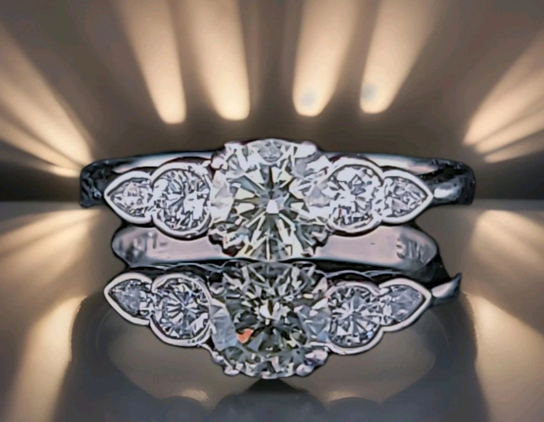Vintage Platinum Engagement Ring Natural Round Diamond 0.72ct circ 1950's (1 of 2)