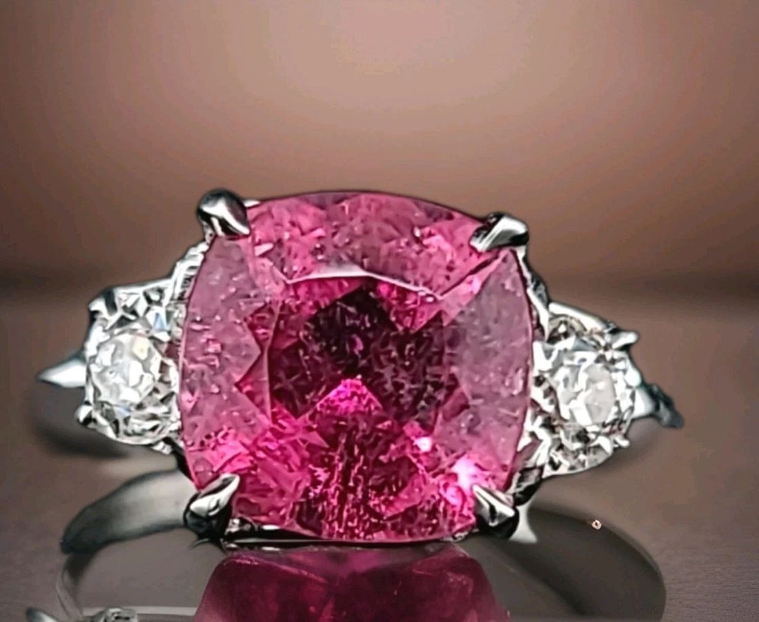 Vintage 14K White Gold Engagement Ring 2.79CT.Natural Pink Tourmaline Cushion: VINTAGE 14K WHITE GOLD ENGAGEMENT RING 2.79CT.NATURAL PINK TOURMALINE CUSHION GORGEOUS vintage 14K WHITE GOLD engagement ring natural pink tourmaline cushion shape ,center set natural pink tourmaline 
