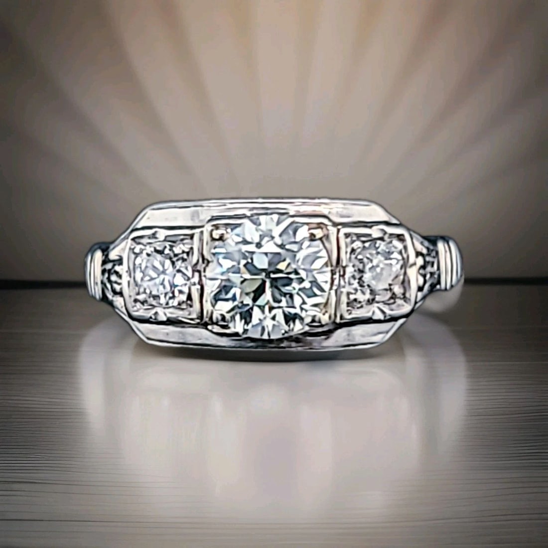 Vintage 14k white gold engagement ring 1.12CT.Natural round Diamond circ 1930's: VINTAGE 14K WHITE GOLD ENGAGEMENT RING 1.12CT.NATURAL ROUND DIAMOND CIRC 1930'S Vintage 14k white gold engagement ring. Center natural old euro cut diamond WEIGHT 0.90ct. SIZE 6mm SI1-J-K VERY CLEAN, 
