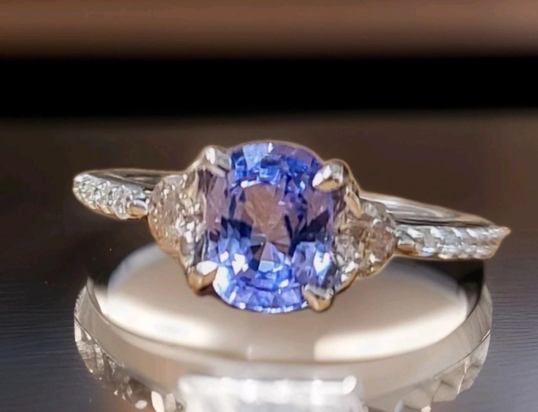 14K White Gold Engagement Ring 1.33CT. Natural Blue Sapphire Cushion Cut: 14K WHITE GOLD ENGAGEMENT RING 1.33CT. NATURAL BLUE SAPPHIRE CUSHION SHAPE GORGEOUS 14K WHITE GOLD engagement ring natural blue sapphire in cushion shape center sapphire natural untreated no treatment