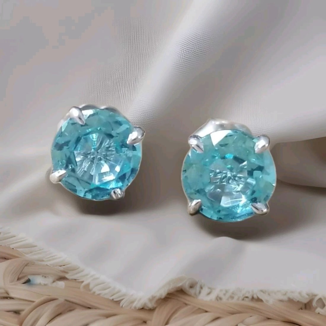 Natural Sky Blue Aquamarine Stud Earrings 1.98CT – 14K White Gold Round (1 of 2)