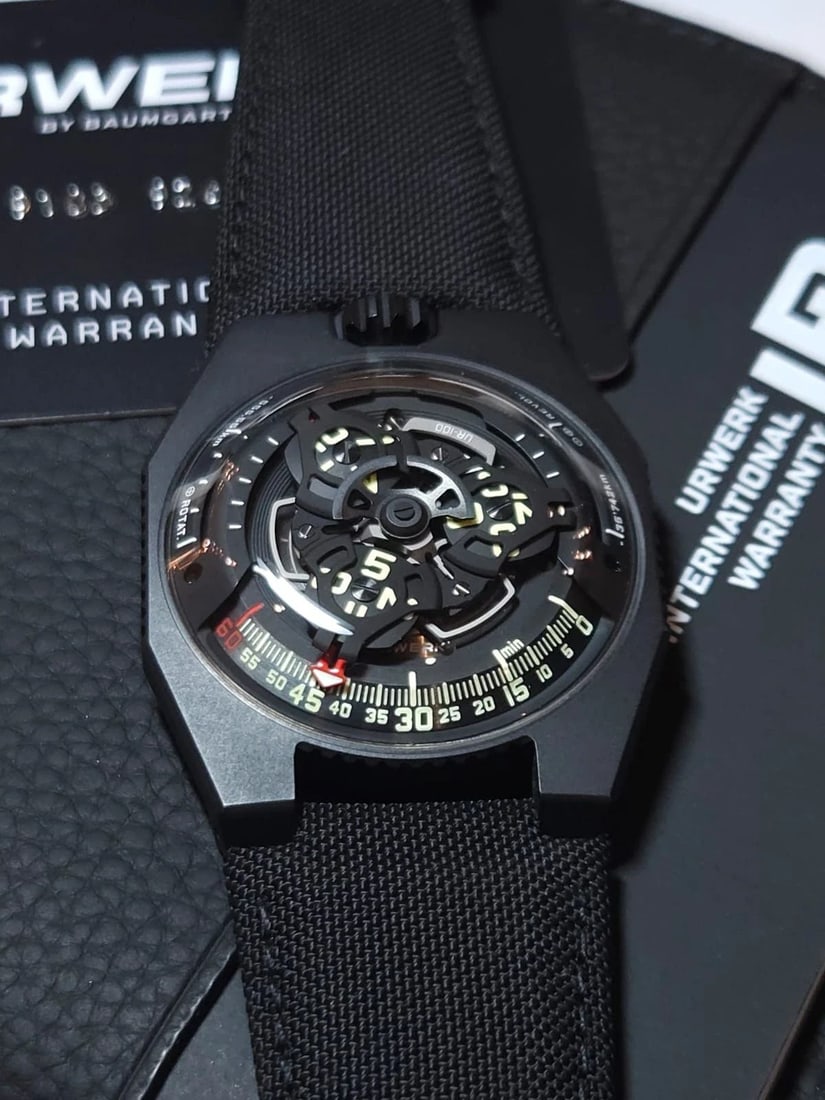 Full Set Mint 2022 URWERK UR-100 PVD Limited Edition: FULL SET MINT 2022 URWERK UR-100 PVD LIMITED EDITION