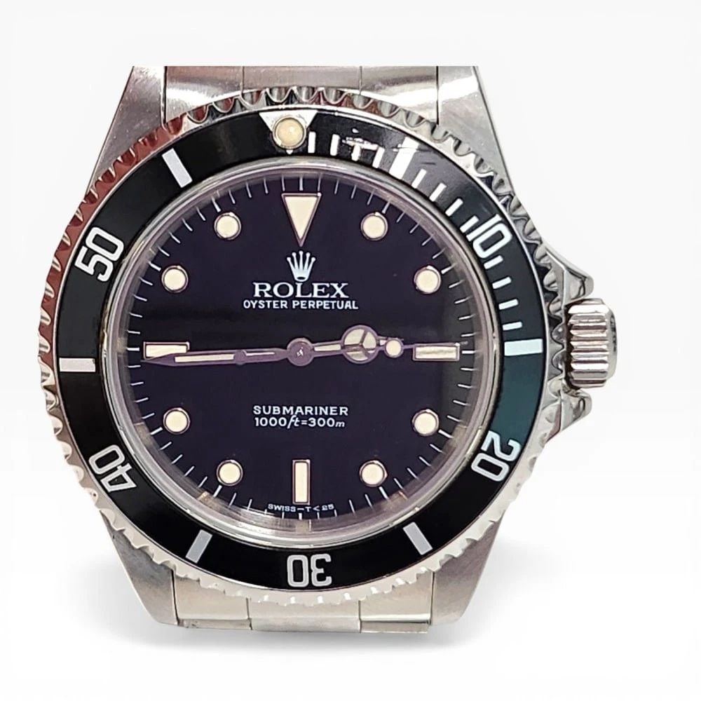 Rolex Submariner 40 mm Steel Black Automatic Watch 14060 U Series 1997: ROLEX SUBMARINER 40 MM STEEL BLACK AUTOMATIC WATCH 14060 U SERIES 1997