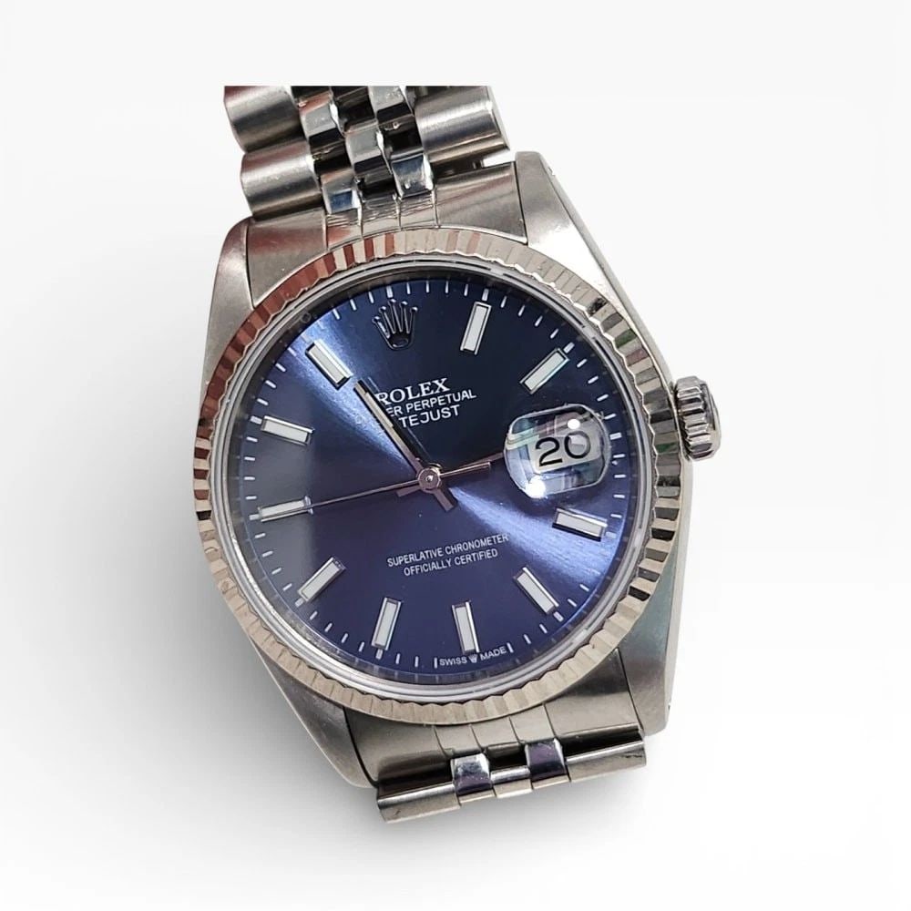 Rolex Datejust 36 mm Steel Blue Dial Jubilee Automatic Watch 16234 E Series 1990: ROLEX DATEJUST 36 MM STEEL BLUE DIAL JUBILEE AUTOMATIC WATCH 16234 E SERIES 1990