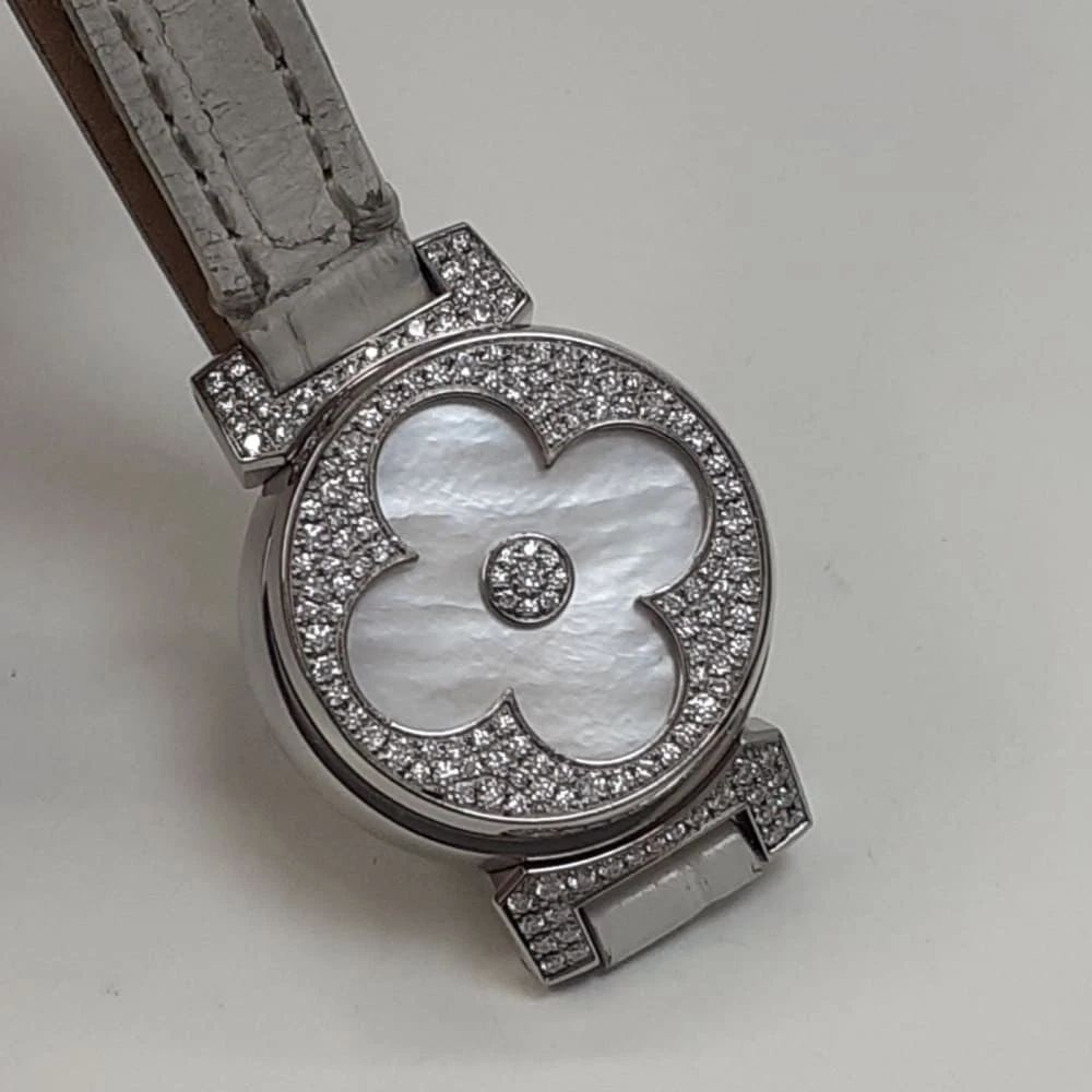 Louis Vuitton Lady 22 mm 18K White Gold Diamonds White Pearl Leather Watch Q151E: LOUIS VUITTON LADY 22 MM 18K WHITE GOLD DIAMONDS WHITE PEARL LEATHER WATCH Q151E