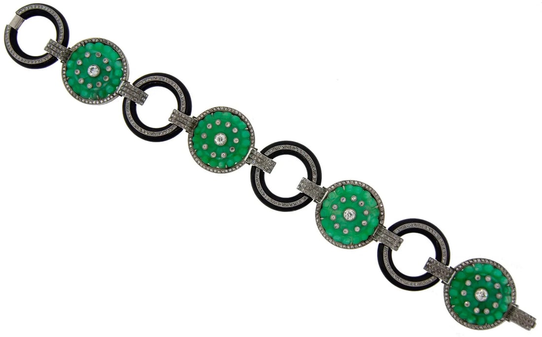 JADE BLACK ONYX DIAMOND PLATINUM BRACELET 1930S ART DECO: JADE BLACK ONYX DIAMOND PLATINUM BRACELET 1930S ART DECO Art Deco 1930s Carved Jade Black Onyx Diamond Platinum Bracelet Classy and timeless Art Deco bracelet - great addition to your jewelry collecti