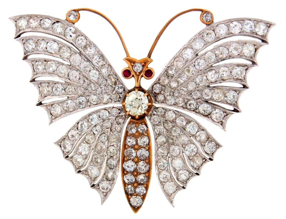 VICTORIAN DIAMOND RUBY GOLD BUTTERFLY BROOCH PIN 11.50 CTS C.1900S MAGNIFICENT: VICTORIAN DIAMOND RUBY GOLD BUTTERFLY BROOCH PIN 11.50 CTS C.1900S MAGNIFICENT Victorian Diamond Ruby & Gold Butterfly Brooch Wonderful antique brooch that is a great addition to your collection. Weig