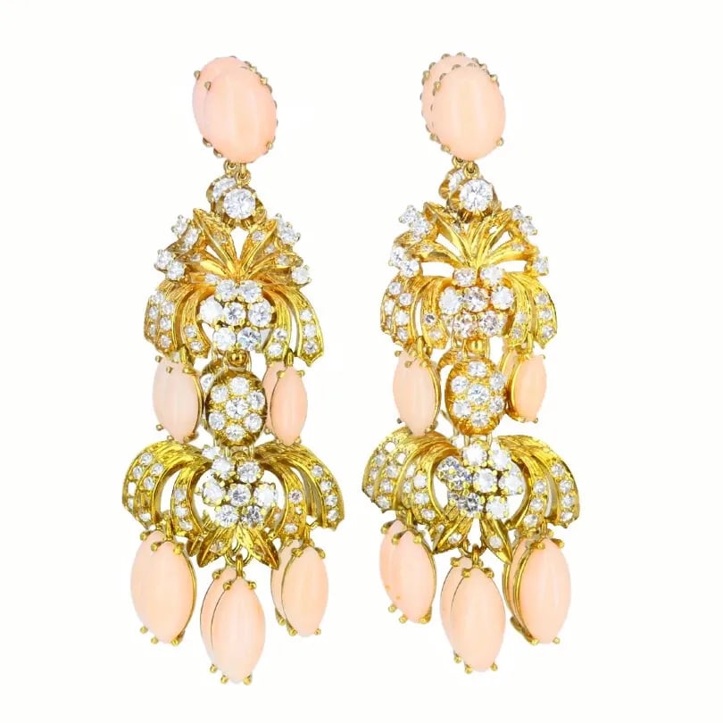 VINTAGE ANGEL SKIN CORAL DANGLE EARRINGS 18K GOLD DIAMOND ESTATE JEWELRY (1 of 2)