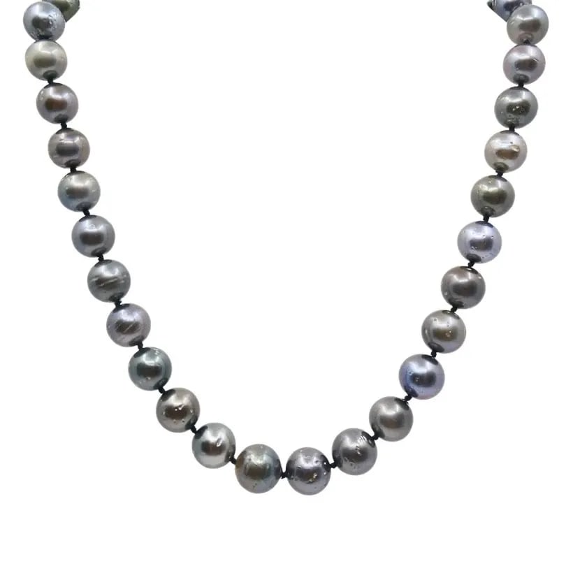 TAHITIAN PEARL NECKLACE 14K GOLD CLASP: TAHITIAN PEARL NECKLACE 14K GOLD CLASP Product details: MATERIALS: 14k Gold GEMSTONE: Pearl WEIGHT: 75.8 Grams MEASUREMENTS: 17" Beads Diameter - 3/8" - 7/16 HALLMARKS: 585 ITEM DETAILS: Tahitian Pear